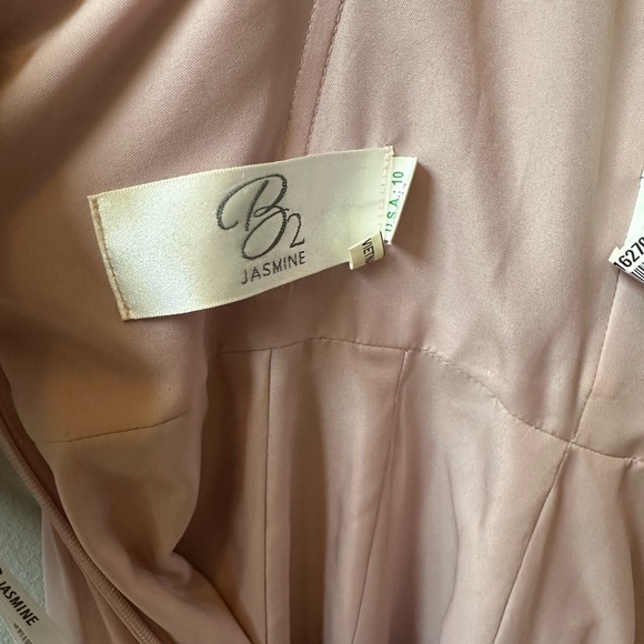 B2 Jasmine Women’s Bridesmaids dress - Picture 2 of 3